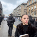 Ekskluziva najmasovnijih protesta u Sarajevu: Ko ne glasa, ostavlja svoj glas u zraku“ – snažna poruka studentice Lamije
