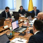 Vlada FBiH raspodijelila novac političkim strankama: Najviše dobila SDA