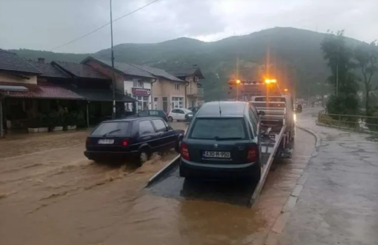 Otežani uslovi saobraćaja zbog vremenskih nepogoda