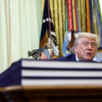 Trump potpisao izvršnu naredbu o otpuštanju službenika