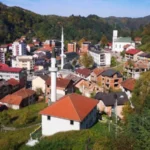 Srebrenica danima bez vode: Građani pune kante i kanistere